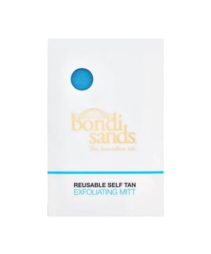 The Bondi Sands Exfoliation Mitt prepares your skin for an even, streak-free tan. Working to help you in two ways; the black side removes dry skin cells and any self-tan residue, while the blue side works to erase any unwanted tanning errors.