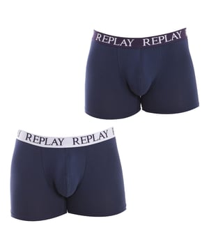 Stretchkatoenen boxer.
 Elastische rubberen tailleband, met de merknaam herhaaldelijk geborduurd.
 Comfortabele en ademende stof.
 Anatomische voorkant, met de mogelijkheid om vast te houden zonder te knellen.
 Naden in toon zichtbaar.
 Samenstelling: 95% Katoen, 5% Elastaan
 Onderhoud:
Wassen op maximaal 40º.
 Strijken op lage temperatuur.
 Geen bleekmiddel gebruiken.
 Geen droger gebruiken.
 Niet chemisch reinigen.