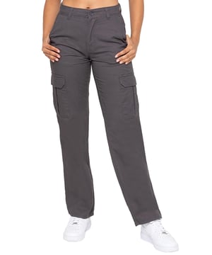 Enzo Womens Cargo Denim Jeans. Straight Leg, Regular Fit. 2 Front Slash Pockets. 2 Side Cargo Pockets With Velcro Fastening. 2 Back Pockets. Zip Fly Fastening. Ideal For Casual or Workwear
