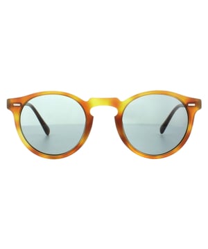 Oliver Gregory Peck 5217 1483R8 Semi Matt Havana Indigo Photochromic Peoples Sonnenbrille ist eine weitere von Oliver Peoples Prominenten inspirierte Sonnenbrille mit diesen unglaublichen Retro-Stil Nuancen mit einem coolen Schlüsselloch-Brücken-Design und einem ikonischen Stil.
