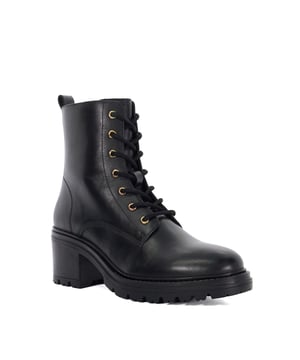Winter weather shouldn't stop you from looking your best, and that's why we've designed Plotted: a sleek and stylish boot that won't let you down. Featuring a block heel and lace-up fastening, this leather style is one to wear on repeat.