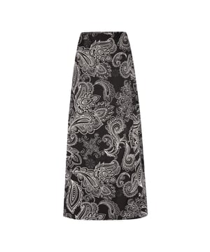 Hergestellt mit einer fließenden, locker sitzenden Silhouette präsentiert dieser Rock ein komplexes Paisley- oder blumenähnliches Muster. Seine glatte Textur und das leichte Gewebe sorgen für anmutiges Drapieren von der Taille bis zur Mitte der Wade oder Knöchellänge. Mit einem breiten Saum und verstecktem Verschluss für einen nahtlosen Look strahlt er Eleganz und Stil aus.  Rock
