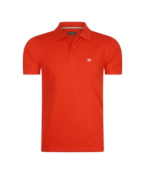 Heren polo van het merk Cappuccino Italia. De polo's van Cappuccino Italia zijn gemaakt van katoen en polyester, en hebben een normale pasvorm. Het zachte katoen zorgt voor een heerlijk draagcomfort.  Merk: Cappuccino ItaliaModelnaam: Polo Plain PiqueCategorie: heren poloMaterialen: katoen en polyesterKleur: rood