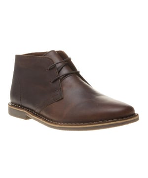 Smarten Up Your Outfit With The Men's Gobi Boots By Redtape. Crafted From Soft Brown Leather, The Classic Lace Up Is Fully Lined For A Comfortable Wear. 