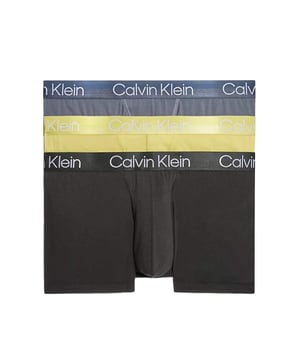 Boxershorts Calvin Klein Pack x3 Authentic Homme Multicolor. Authentisches Kleidungsstück der Marke Calvin Klein - Streetwear/Sportswear-Design von Calvin Klein - Calvin Klein für Herren, perfekt für den Alltag - Die Multicolor-Boxershorts von Calvin Klein lassen sich hervorragend mit dem Rest Ihrer Garderobe kombinieren - bequemer Baumwollstoff - klassisch - Pack x3 Authentic -