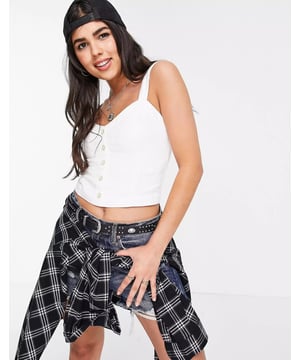 Button placket Adjustable straps Shirred, stretch back panel Cropped length Slim fit