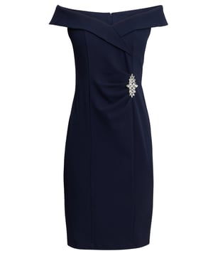 This glamorous scuba crepe dress by Gina Bacconi will make you feel stunning. The collar perfectly drapes around your neckline. Featuring ruching and embellishment at the waist. It is fully lined and fastened with a concealed back zip. Perfect for a party or a special occasion.
