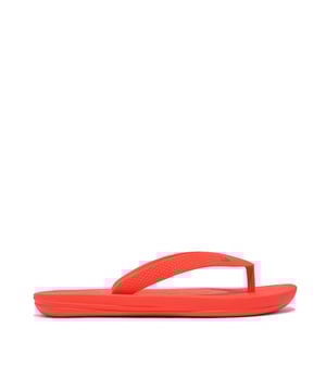 Fit Flop IQushion Ergonomische teenslippers voor meisjes in oranje.- Bovenwerk van rubber.- Slipsluiting.- Anatomisch gevormde bandjes. - Elastische kussens voor hiel en bal van de voet.- Voorgevormde boog.- iQushion technologie.- EVA buitenzool.- Ref: FP2694