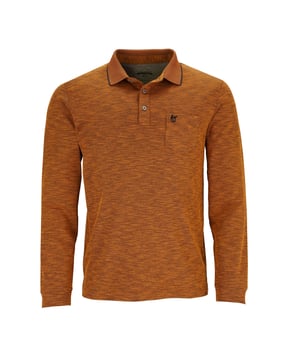 Entdecken Sie den perfekten Mix aus Stil und Komfort mit dem Herren Langarm-Poloshirt von Hajo. Der klassische Polokragen, der farblich abgesetzt ist, verleiht dem Shirt einen sportlich-eleganten Touch.  Ein kleiner Logostick auf der Brust und die aufgesetzte Brusttasche runden das Design ab, während die Knopfleiste für eine lässige Note sorgt. Dank des normalen Schnitts im Regular Fit bietet das Poloshirt eine bequeme Passform, die Bewegungsfreiheit und Komfort vereint.  Gefertigt aus hochwertigen Materialien, garantiert dieses Shirt einen hohen Tragekomfort und eine lange Lebensdauer. Es ist die ideale Wahl für stilbewusste Herren, die in ihrer Freizeit genauso gut gekleidet sein wollen wie im Büro.  Egal, ob für einen entspannten Wochenendausflug oder einen legeren Bürotag - mit diesem Poloshirt sind Sie immer bestens angezogen.