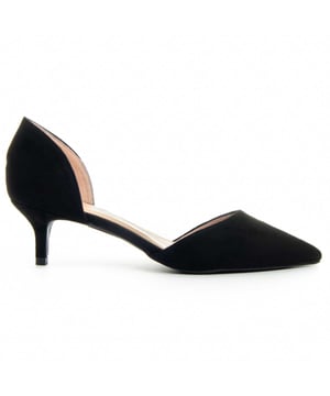 Dames hoge hakken. Comfortabele pasvorm. Gevoerde inlegzool. Antislip zool. Versterkte stiksels. Gemaakt door andere merken voor ons merk. Bij benadering: 5 cm hak.