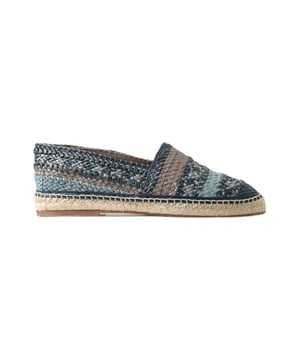 Marke: Dolce & Gabbana.
  Modell: Espadrille-Schuhe.
  Farbe: Blau Grau.
  Material: 100% Leder.
  Ledersohle.
  Logo-Details.
  Hergestellt in Italien.