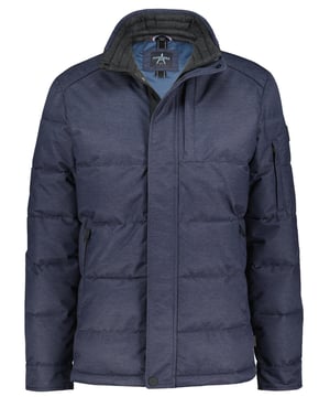 68% Nylon, 32% Polyester - Futter mit einer inneren Reißverschlusstasche und einer inneren Knopftasche - Wasserdichte, verklebte Reißverschlüsse an Brust und Hüften.