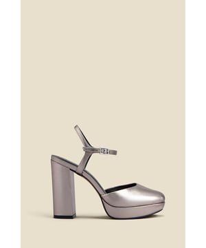 Platforms are back
You won't believe how comfy they are
Luxe metallic leather - they're made for dancing
Closed toe means no pedi needed
Style with a silky blouse and flared jeans
Pair with a dress for weddings and parties