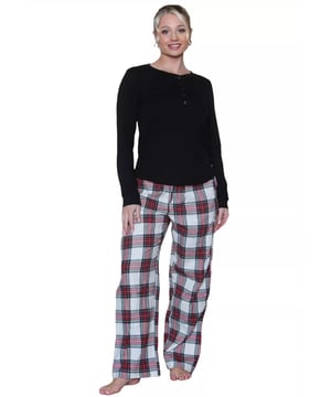 This cozy, cotton-blend Gap pajama set includes a long-sleeved knit thermal, with a rounded hem, a crew neckline, and a Henley-style button placket. - - .  The matching bottoms are wide-leg flannel pants in choice of tartan, finished with handy side pockets, an elastic waistband with adjustable drawcord. - - . Fabric Content: Bottoms: 100% Cotton| Top: 60% Cotton, 40% Poly. - . Packaged as a gift set - ideal Christmas present!