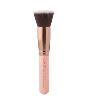 The Luxie signature Rose Gold brush line features premium soft, synthetic bristles encased in a rose gold ferrule atop a chic pink handle, making them not only functional, but a beautiful addition to your vanity.