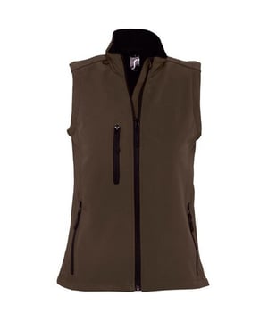 Stretch soft shell stof heeft een polyester/elastaan buitenkant, een membraan en een polyester fleece achterkant.. Gaas gevoerde frontpanelen. Ademend, winddicht en waterbestendig. Gevormde pasvorm. Getapete hals. Halsband hoge volle rits met binnenste stormflap en kinbeschermer. Twee zakken met rits aan de voorkant en een rechter borstzak met rits. Verstelbaar trekkoord aan de zoom. Valstaart. Toegang voor decoratie. Materiaal: 94% polyester/6% elasthaan. Damesmaat: S(8/10), M(12), L(14), XL(16), XXL(18).