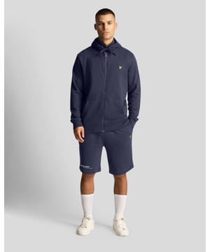 Comfortable, durable and versatile the Lyle & Scott sweat shorts are 100% cotton, feature an elasticated waistband and drawcord so you can tailor your fit to suit you.