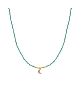 Collar Luna cierre de Plata de Ley 925, abalorios de metal y Cristal Verde acabado en oro amarillo de 18k. Pide un deseo se caracteriza por diseños de carácter joven, repletos de significado y color, originales a la vez que discretos, que pretenden convertirse en pequeños amuletos.