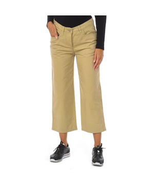 Pirate pants Napapijri.
 Beige
 Waistband with button closure.
 Two pockets on the sides and back.
 Brand name stamped on the side.
 Seams seen in tone.

 Composition: 100% Cotton

 Wash maximum at 30ºC.
 - Do not iron.
 - Allows you to use dryer.
 - Do not use bleach.
 - Does not support dry cleaning.
 Composition: 100% cotton
 Care:
Wash maximum at 30ºC.
 - Do not iron.
 - Allows you to use a dryer.
 - Do not use bleach.
 - Does not support dry cleaning.