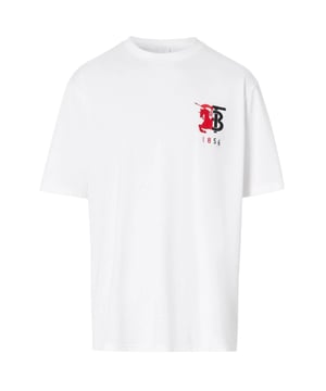 Eleve su estilo con la camiseta Burberry White. Esta iconica camiseta blanca de Burberry no solo esta de moda, sino que tambien ofrece un ajuste comodo y una calidad premium. Perfecto para cualquier ocasion, esta camisa te hara destacar y sentirte seguro. 100% de algodon, cuello de la tripulacion hecho en el logotipo de marca de Portugal en el estilo del pecho izquierdo: 8069491 Hesford