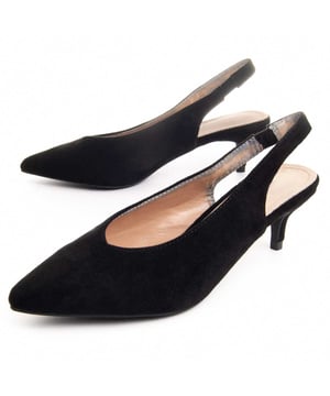 Dames hoge hakken. Comfortabele pasvorm. Gevoerde inlegzool. Antislip zool. Versterkte stiksels. Gemaakt door andere merken voor ons merk. Ongeveer 3 cm hak.