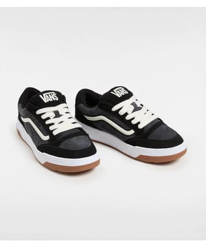 Step into retro-inspired style with sneakers featuring suede and synthetic uppers for durability and comfort. Designed with a 3D glossed Sidestripe and embroidered logos for a bold, standout look. The chunky silhouette and padded skate tongue deliver a nostalgic vibe, while the classic rubber waffle outsole ensures reliable grip and traction