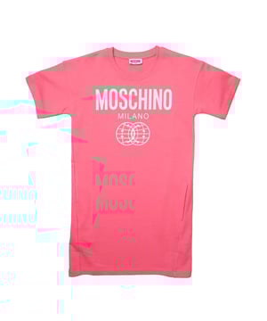 Meisjes Moschino Milano T-shirt jurk in roze.- Geribbelde ronde hals.- Korte mouwen.- Zijzakken.- Bedrukt logo op de voorkant.- 100% Katoen.- Ref: HBV08YLC451047