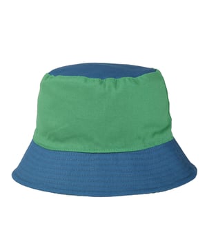 100% Cotton. Fabric: Canvas. Design: Colour Block, Patterned, Plain Reverse, Scratch. 360 Brim, 8 Row Stitching. Sustainability: Sustainable Materials.