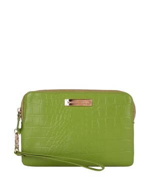 Charge your phone on the go with this amazing purse from smith and canova. Inside its beautiful leather exterior is a wafer thin battery pack that will charge an average smart phone one and a half times. Made in beautiful and durable croc leather it is available in a choice of colours. Adapters compatible with all iphone models and android phones supporting micro usb connectors. Please note, this size and model does not hold the plus size phones. Features: , genuine leather, zop round fastening, internal zip and slip pockets, smith & canova branded interior, built in discreet 4200mah power pack with 5 hours charge life, adapters compatible with all iphone models and android phones supporting micro usb connectors
