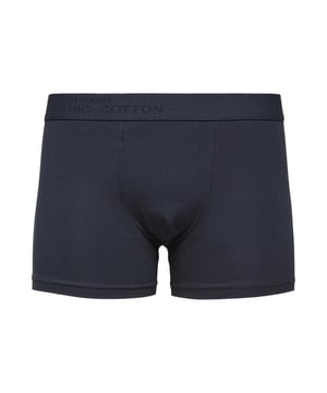 Ontdek de Selected Homme boxershorts - je nieuwe must-have voor ultiem comfort.   Met hun elastische tailleband en aansluitende pasvorm bieden deze boxershorts de perfecte combinatie van flexibiliteit en ondersteuning.   De stijlvolle tailleband met logo maakt een subtiel, opvallend statement, terwijl de hoogwaardige materialen zorgen voor een luxe gevoel.   Deze boxershorts zijn niet alleen comfortabel, maar ook bijzonder slijtvast en gemakkelijk te onderhouden.   Voor dagelijks gebruik of tijdens het sporten, ze garanderen een uitstekende pasvorm en maximaal comfort.   Ervaar het verschil dat eersteklas vakmanschap en eersteklas materialen maken - voor een allround feel-good moment.