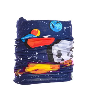 Cuello Tubular de Entretiempo Buff.
Tubular Original multifuncional, materiales reciclados, protección solar y ultra elástico.
Versátil y adaptable a todas tus necesidades.
Sin costuras.
Espíritu eco, diseño BUFF y tecnología avanzada para deporte o el día a día.
 Medidas: 22 x 46 cm.
 Composición: 95% Poliéster, 5% Elastano
 Cuidados:
Lavar a mano