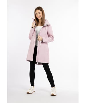 Dans un design sportif, myMo ATHLSR présente le fonctionnel manteau softshell alary. Avec sa longueur agréable et son intérieur en micro-polaire doux, il est parfait pour la transition. Le matériau respirant et imperméable au vent et à l'eau protège efficacement et peut être ajusté à la taille grâce à un cordon de serrage. Les deux poches pratiques et les nombreux détails bien pensés comme les œillets en relief, les stoppeurs de cordon et la broderie en forme de cœur sur la poitrine sont particulièrement remarquables. Un col montant haut ne tient pas seulement le cou au chaud, mais offre aussi de la place pour une capuche qui peut être intégrée sans problème dans le col haut grâce à la fermeture éclair.