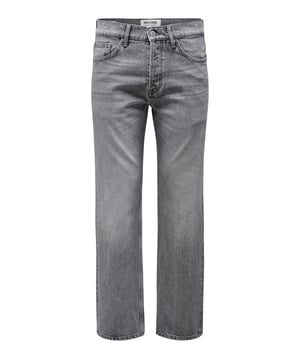 Deze Only&Sons herenjeans in een klassieke regular fit maken indruk met hun tijdloze stijl en hoge comfort. Met hun rechte snit en mid-rise tailleband zorgen ze voor een comfortabele pasvorm die niet te strak en niet te wijd is - ideaal om elke dag te dragen en op verschillende manieren te combineren. De robuuste denimkwaliteit, gemaakt van hoogwaardige materialen, belooft duurzaamheid en een comfortabel gevoel. Praktische details zoals de knoopsluiting en riemlussen zorgen voor een goede pasvorm en individuele stylingopties. Met twee steekzakken, twee achterzakken en een extra muntzakje biedt de klassieke 5-pocketstijl niet alleen een authentieke look, maar ook veel ruimte voor kleine benodigdheden. Dankzij de eenvoudige look en het rechte model kan deze jeans moeiteloos worden gecombineerd met verschillende outfits - casual met een T-shirt en sportschoenen of eleganter met een overhemd en leren schoenen. Een absolute must-have voor mannen die waarde hechten aan stijl, functionaliteit en comfort.