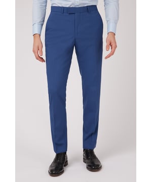 These slim trousers are great for any occasion