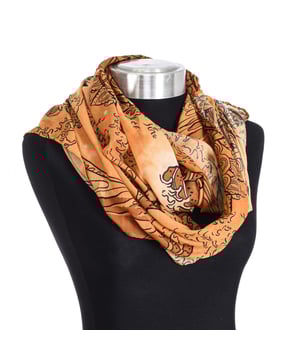 Bandana Buff.
Complemento ideal para proteger el cuello y la cara.
Diseño ligero y versátil.
La versión más ligera, ideal para tiempo suave.
 Medidas: 94 x 78 cm
 Composición: 100% Poliéster
 Cuidados:
Lavar a máquina a máximo 40º.
No usar lejía.
No permite el uso de plancha.
No lavar en seco.
No permite el uso de secadora.