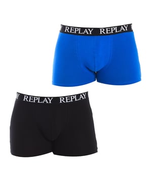 Stretchkatoenen boxer.
 Elastische rubberen tailleband, met de merknaam herhaaldelijk geborduurd.
 Comfortabele en ademende stof.
 Anatomische voorkant, met de mogelijkheid om vast te houden zonder te knellen.
 Naden in toon zichtbaar.
 Samenstelling: 95% Katoen, 5% Elastaan
 Onderhoud:
Wassen op maximaal 40º.
 Strijken op lage temperatuur.
 Geen bleekmiddel gebruiken.
 Geen droger gebruiken.
 Niet chemisch reinigen.