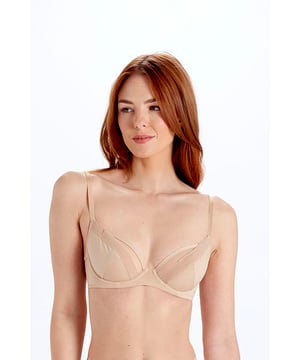 Our Naturals collection is made with a lightweight and breathable microfibre. An everyday essential, boasting wearable designs that make you look and feel great. Creme brulee is a delicate and creamy shade, perfect to pair with light coloured clothing. The plunge bra features a two layer cup design offering support up to a G cup. This is a non padded style but it has been designed to create a smooth and lifted shape.