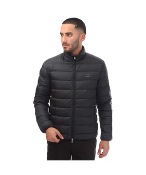 Mens Gant Light Down Jacket in black.- Stand-up collar.- Two-way zipper.- Zipped side pockets.- Inside pocket.- Elasticated cuffs and hem.- Certified Down.- Regular fit.- 84% Polyamide  16% Polyester.- Ref: 70060935