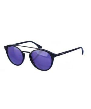 Gafas de sol Armand Basi con montura de acetato y metál.
 Color Negro
 Forma redonda.
 Lentes de color Negro
 Patillas metalicas con acabado en acetato, y el nombre de la marca grabado.
 100% Protección UV. 
 Cristales antirreflejo.
 Incluye una funda de tela de protección.
Los colores reales del producto pueden variar ligeramente con respecto a los colores que muestra su monitor.
 
 Medidas  Ancho lente: 51 mm. Puente: 21 mm. Patillas: 145 mm.
 
 Limpiar las gafas con agua y jabón (neutro).
 - No utilice paños sucios o abrasivos, que puedan alterar las características de los filtros.
 - Utilice solo accesorios y repuestos originales.