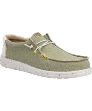 Designed for days on the dock and the deck, Wally Coastline Jute brings a two-tone, woven textile upper that is 51% recycled to cushioned support and a lightweight.