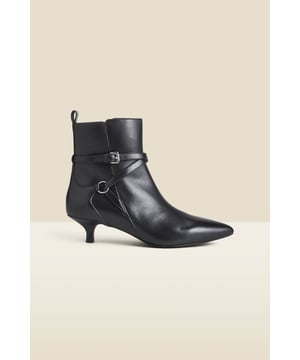 Add some attitude to your outfitComfy-but-chic kitten heelSleek pointed toe silhouetteAmped up with a statement buckled strap detail They look so cool with jeans and an oversized blazer We love them with knitted dresses too