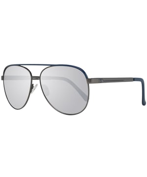 Las gafas de sol GF0172 08C gunmetal grey mirrored de Guess tienen una montura clásica de aviador y desprenden una sensación de elegancia atemporal. La montura está hecha de metal de alta calidad, conocido por su durabilidad y ligereza, lo que la hace cómoda durante todo el día. Las elegantes patillas incorporan el logotipo de Guess para dar un toque de sofisticación.