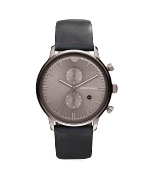 Emporio Armani AR0388 - Herrenuhr Quarz aus Edelstahl• Material: Edelstahl• Glas: Mineral• Armband: Leder• Farbe: Silber• Wasserbeständigkeit: 50 m (5 ATM)• Gehäusegröße: 43 mm
