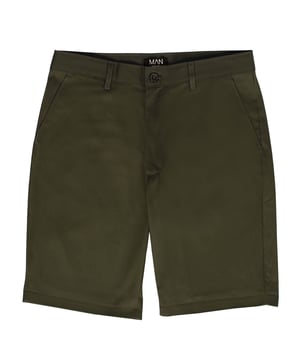 Every man needs a classic pair of summer chino shorts.  Made from pure cotton in with slant front pockets and back welt pocket.  Wear hem rolled up or straight where they will sit mid thigh.
Fit: Slim, Sizing: As expected
