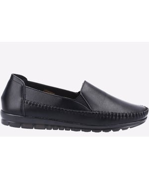A simple yet versatile espadrille inspired loafer. A comfortable slip-on style with twin gussets and lightweight flexible EVA sole.
Smooth leather upper
Slip on casual shoe with twin elastic gussets.
Lightweight EVA sole