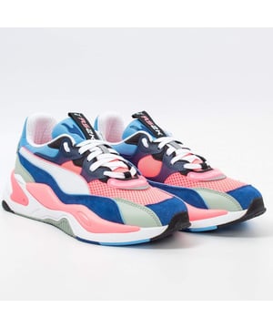 Mandje Puma RS-2k internet Explore Woman Multicolor Kunststof. Authentieke stadsschoen van het merk Puma - streetwear/sportkleding ontwerp van Puma - Puma voor damesmode, perfect voor het dagelijks leven - Multicolor Puma sneakers passen perfect bij de rest van je kleedkamer - comfortabel synthetisch materiaal - Klassieke veters - RS-2k internet verkennen - Kleding