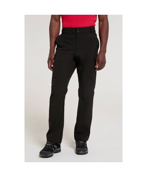 95% Polyester, 5% Elastaan. Voering: Zacht, teddy-vlies. Stof: Softshell, Stretch. Ontwerp: Eenvoudig. Sluiting: Knoop, Ritsgat. Stoftechnologie: Duurzaam, DWR Finish, PFC Vrij, Waterafstotend, Waterafstotend, Winddicht. Riemlussen, Hoge warmte. Zakken: 2 zijzakken, 2 achterzakken, 2 dijbeenzakken, klepsluiting. Waistline: Elastiek. Duurzaamheid: Milieuvriendelijk.