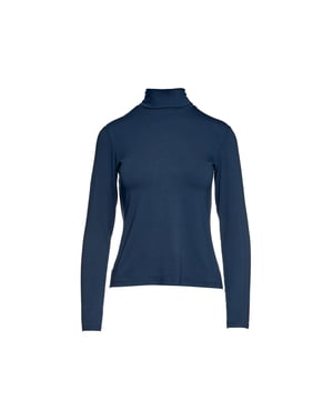 Este jersey de cuello alto en color azul marino con mangas largas está confeccionado en tejido elástico. Tiene una silueta ajustada. Nuestra modelo mide 178 cm y lleva la talla 36. Las medidas para la talla 38 son (en cm): Busto-45; Longitud del cuerpo-60; Cintura-43; Ancho de hombros-38; Dobladillo-50; Mangas-60. Esta prenda es ajustada.