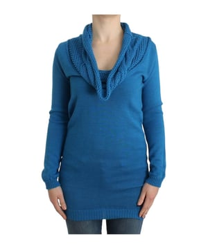 Suéter de Cuello Caja CNC 100% Auténtico  
Material: 50% Acrílico, 15% Alpaca, 25% Lana Merino, 10% Nailon  
Color: Azul  
Modelo: Suéter de Cuello Caja  
Detalles del logo  
Etiquetas originales y bolsa de tienda incluidos