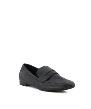 Womens Dune Giulietta Loafers in black.- Synthetic upper.- Slip-on.- Equestrian styling with a heritage-inspired details.- Synthetic and textile lining.- Synthetic sole.- Ref: 00765006210028